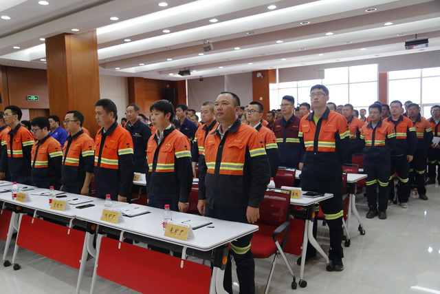 多宝山铜业召开半年工作会 赖桂华强调爱国、爱企、爱自己 企业与员工同进步2-640.jpg